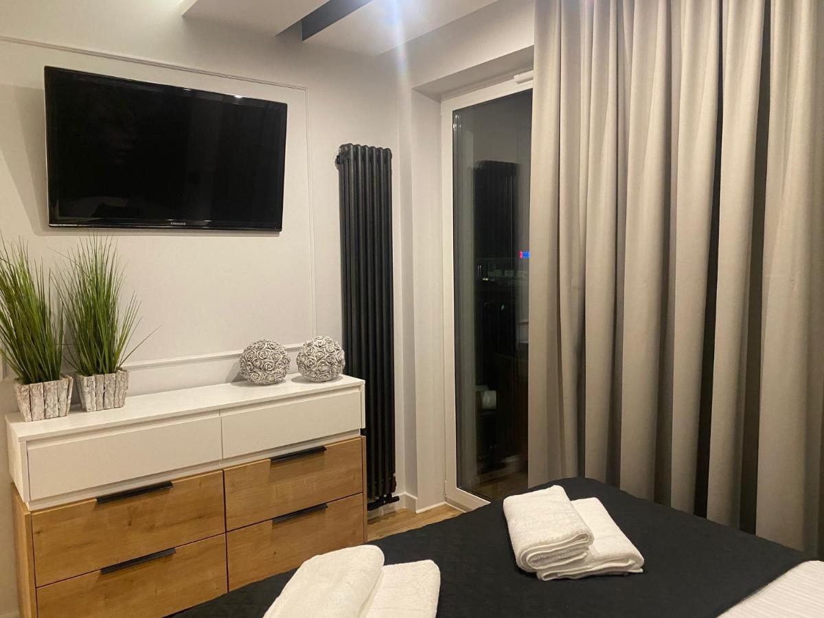 קילצה Family & Business Elegant Apartments Kadzielnia, Ul Zgody, Stadion Korona, Wdk -1 Bedroom, Terrace, Garage - New! מראה חיצוני תמונה